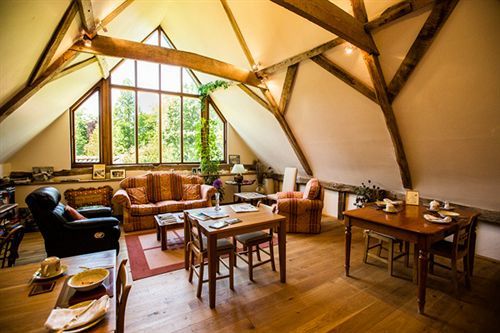 Oak Farm Barn Hotell Beyton Exteriör bild